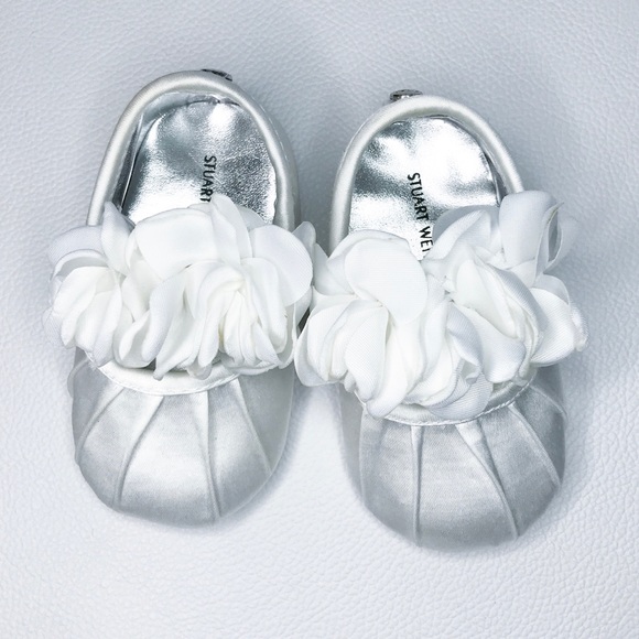 Stuart Weitzman Infant Dress Shoe - Picture 3 of 7